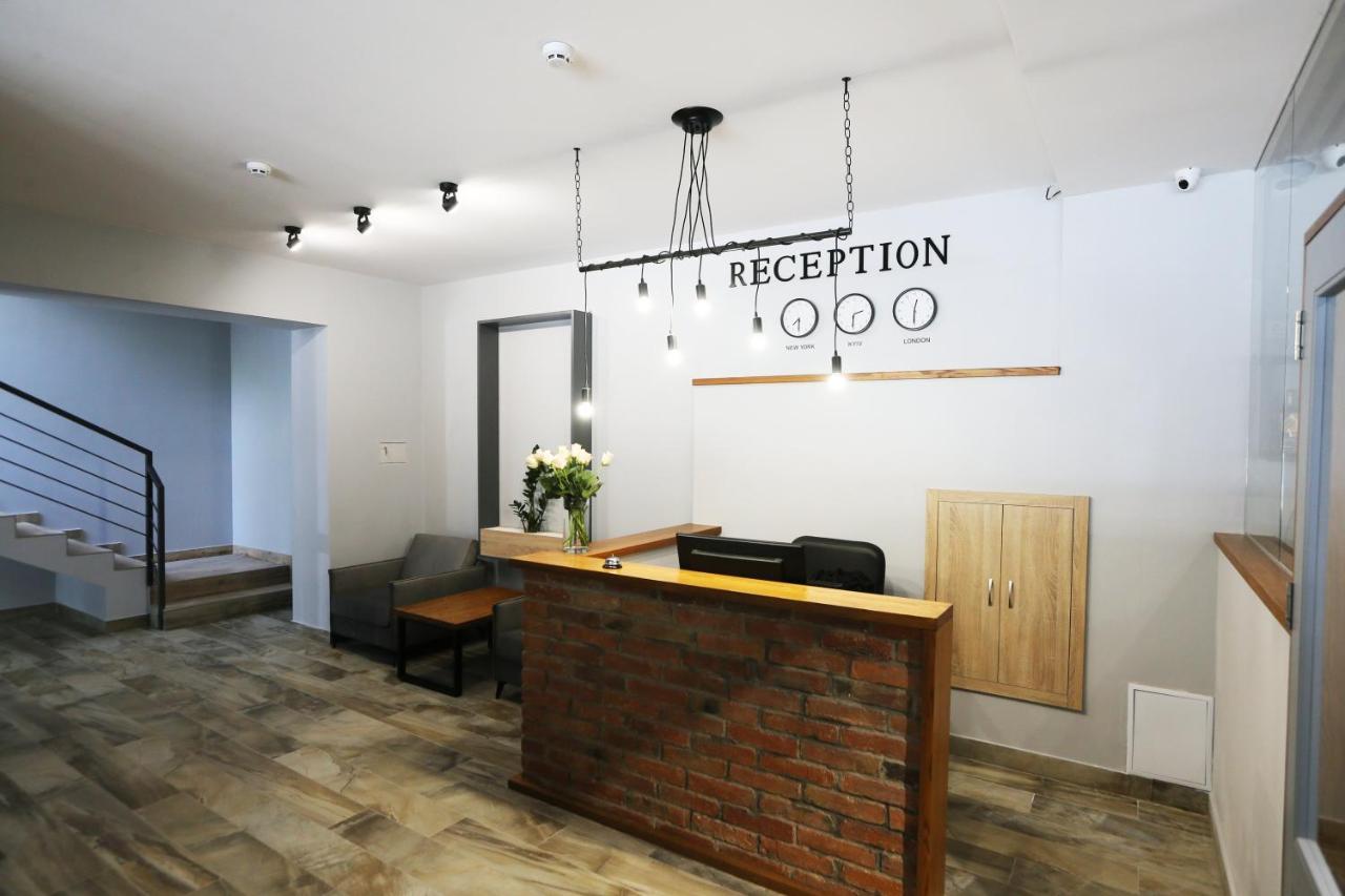 Hotel Golden Lemon Готель Золотий Лимон Leópolis Exterior foto